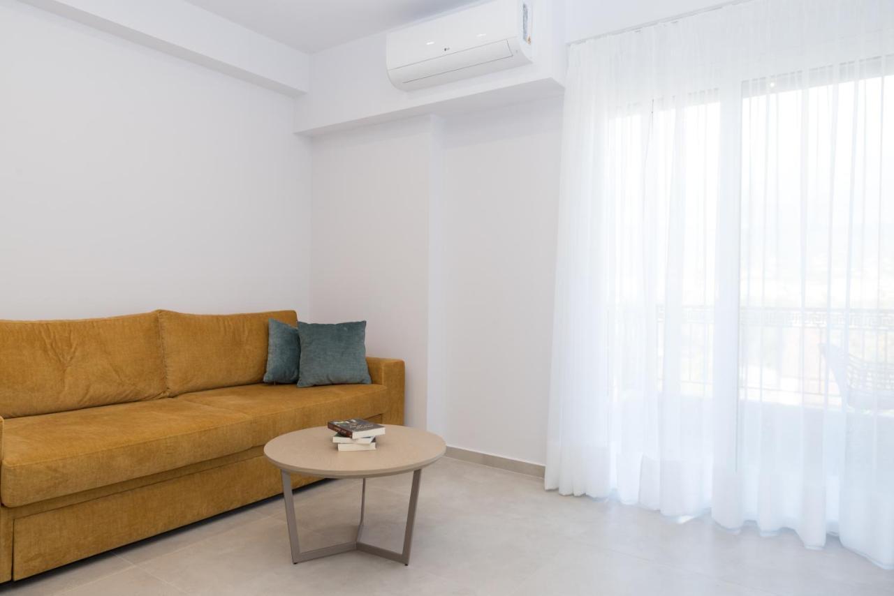 Naya Apartment Kalamata Bagian luar foto